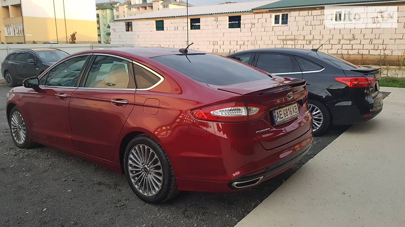 Седан Ford Fusion 2015 в Ужгороде
