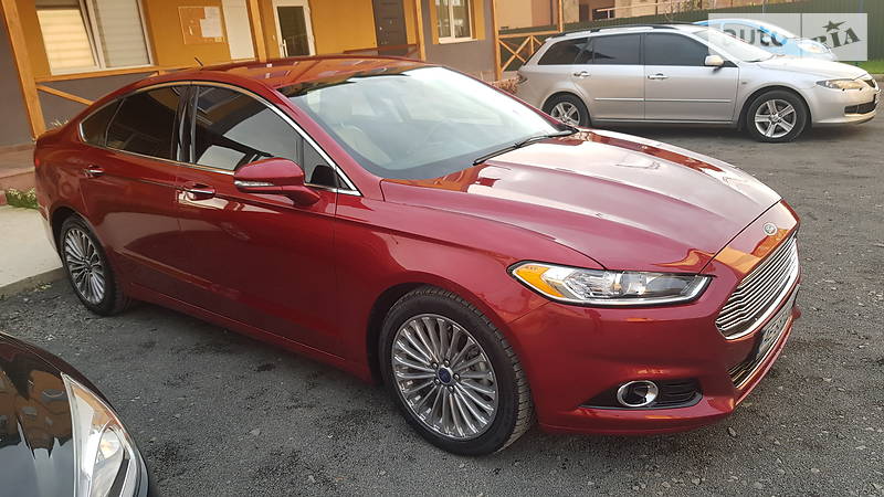 Седан Ford Fusion 2015 в Ужгороде