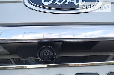 Седан Ford Fusion 2018 в 