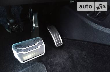 Седан Ford Fusion 2018 в 