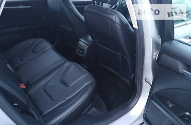 Седан Ford Fusion 2018 в 