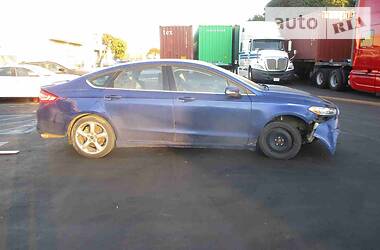 Седан Ford Fusion 2014 в 