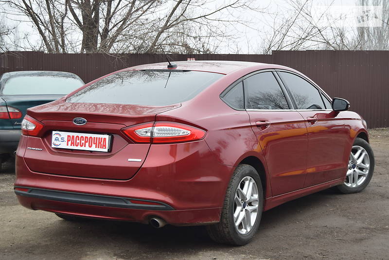 Седан Ford Fusion 2013 в Кривом Роге