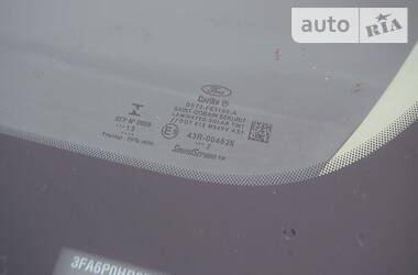 Седан Ford Fusion 2013 в 