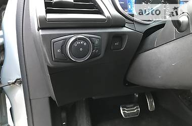 Седан Ford Fusion 2014 в 