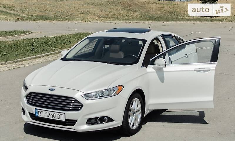 Хетчбек Ford Fusion 2012 в 