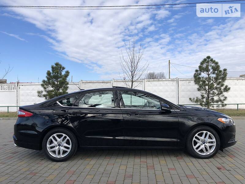 Седан Ford Fusion 2016 в Ізмаїлі