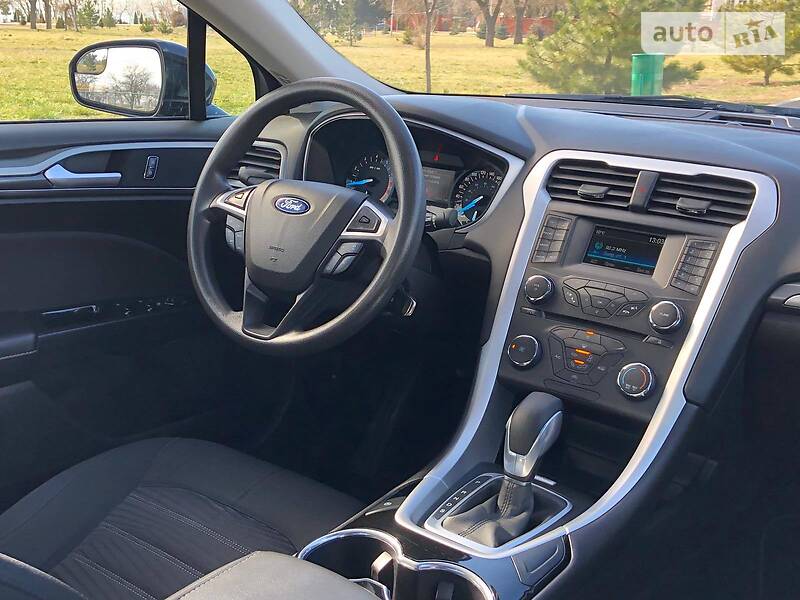 Седан Ford Fusion 2016 в Ізмаїлі
