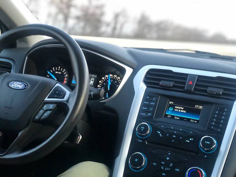 Седан Ford Fusion 2016 в Ізмаїлі