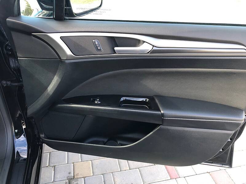 Седан Ford Fusion 2016 в Ізмаїлі