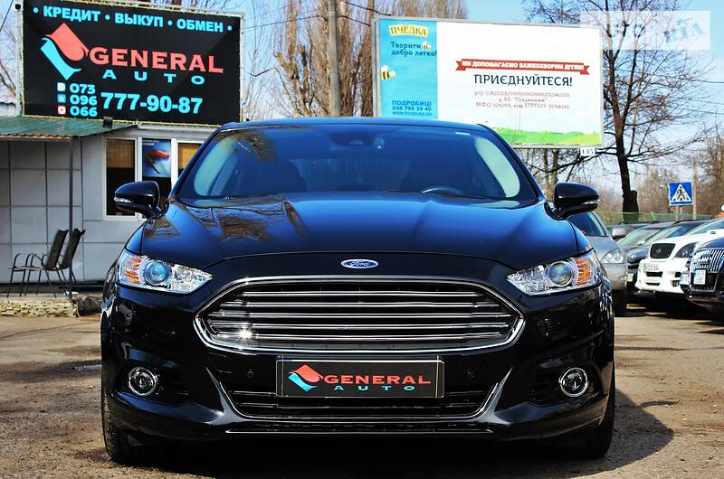 Седан Ford Fusion 2015 в Одесі