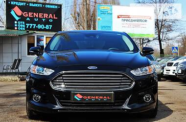 Седан Ford Fusion 2015 в 