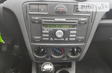 Хетчбек Ford Fusion 2006 в 