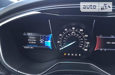 Седан Ford Fusion 2016 в 
