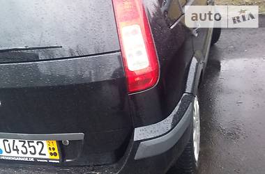 Хэтчбек Ford Fusion 2007 в 
