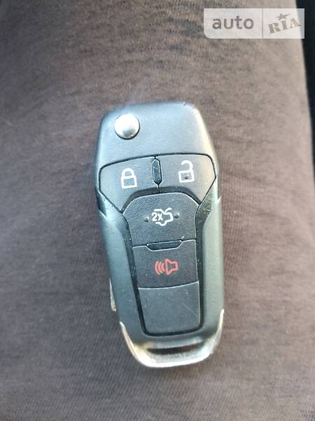 Седан Ford Fusion 2012 в Чорноморську