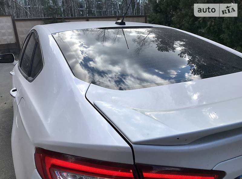 Седан Ford Fusion 2014 в Києві