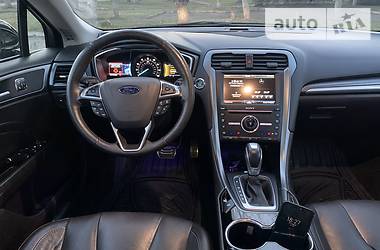 Седан Ford Fusion 2016 в Ровно