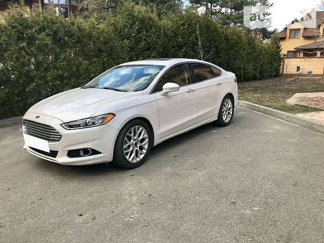 Седан Ford Fusion 2014 в Києві