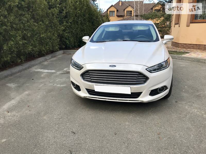 Седан Ford Fusion 2014 в Києві