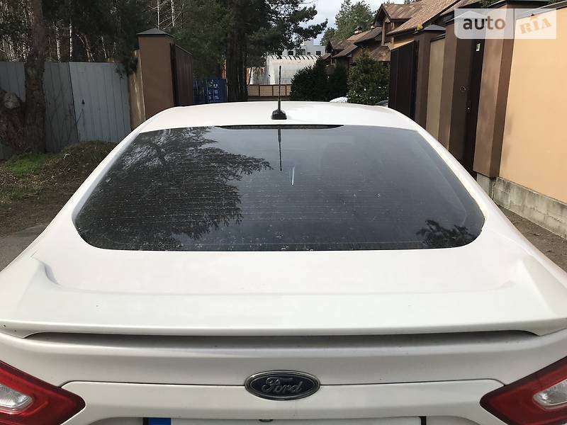 Седан Ford Fusion 2014 в Києві