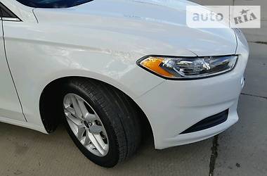 Седан Ford Fusion 2015 в 