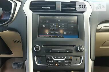 Седан Ford Fusion 2015 в 