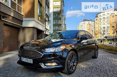Седан Ford Fusion 2018 в 