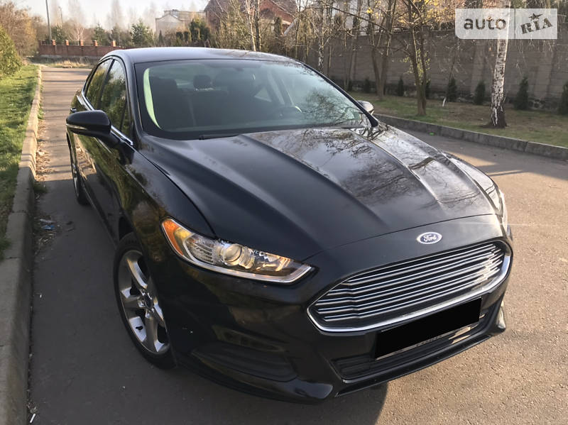 Седан Ford Fusion 2012 в Рівному