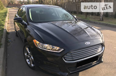 Седан Ford Fusion 2012 в 