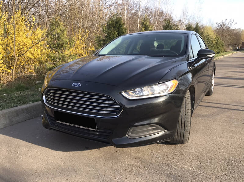 Седан Ford Fusion 2012 в Рівному