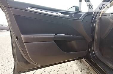 Седан Ford Fusion 2013 в 
