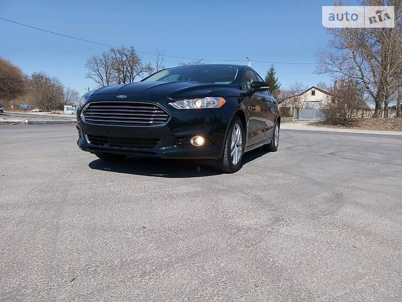 Седан Ford Fusion 2014 в 