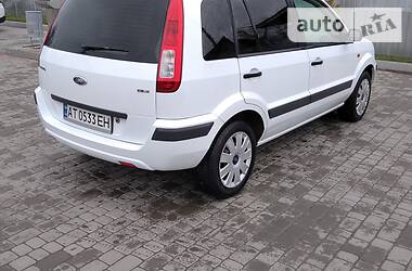 Хетчбек Ford Fusion 2008 в 