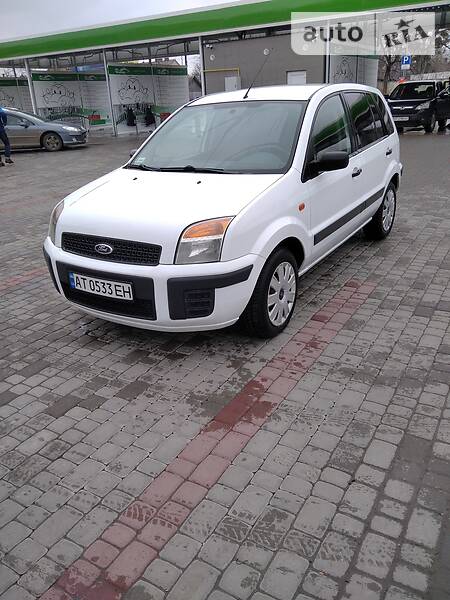 Хетчбек Ford Fusion 2008 в 