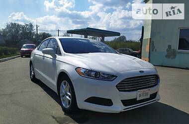 Седан Ford Fusion 2014 в 