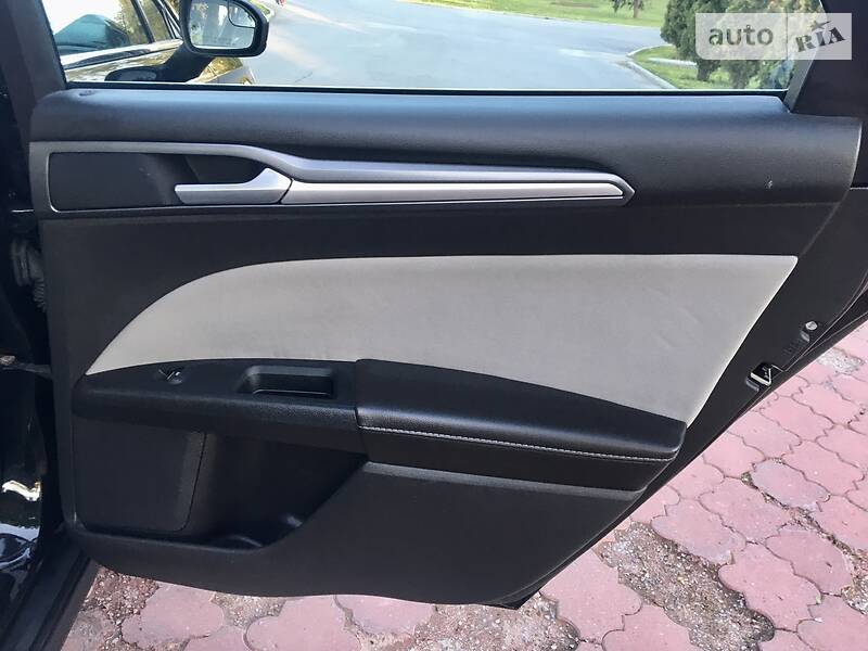 Седан Ford Fusion 2014 в Вінниці