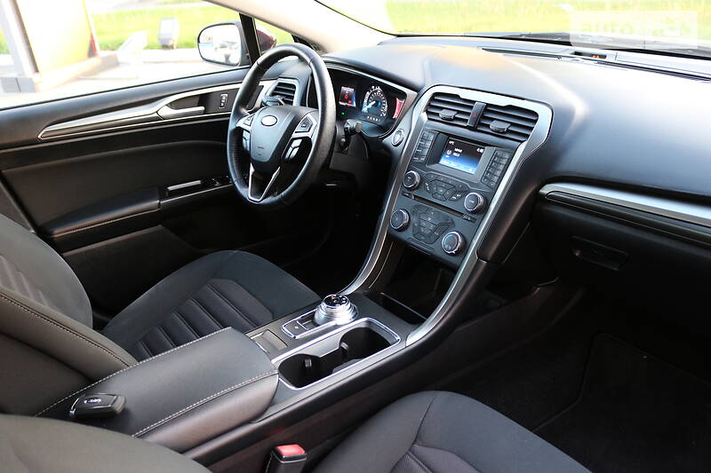 Седан Ford Fusion 2016 в Києві фото 31 Седан Ford Fusion 2016 в Києві