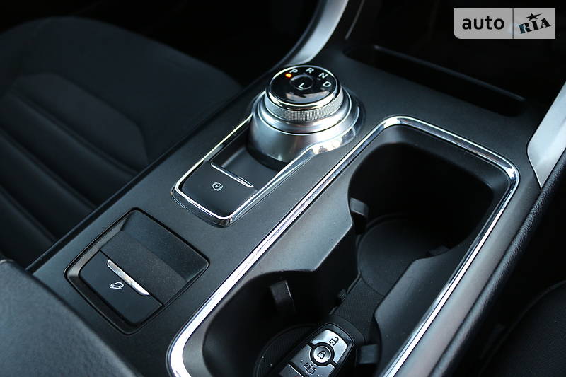 Седан Ford Fusion 2016 в Києві фото 35 Седан Ford Fusion 2016 в Києві