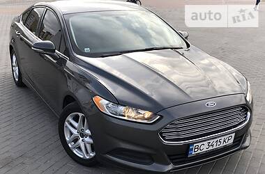 Седан Ford Fusion 2016 в 