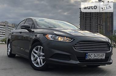 Седан Ford Fusion 2016 в 