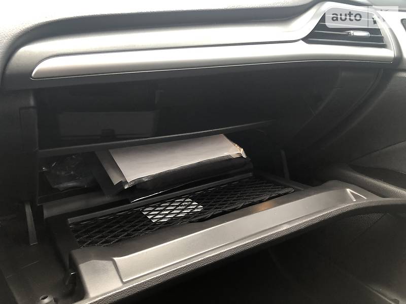 Седан Ford Fusion 2016 в Львові