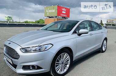 Седан Ford Fusion 2013 в Киеве