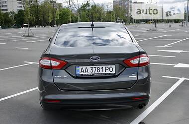 Седан Ford Fusion 2016 в Киеве