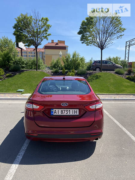 Седан Ford Fusion 2016 в Києві