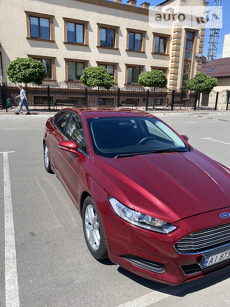 Седан Ford Fusion 2016 в Києві