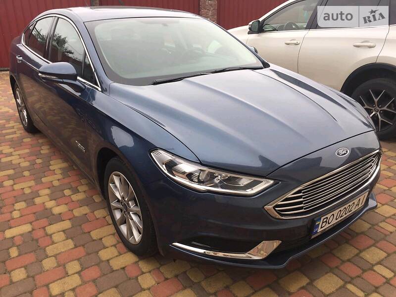 Седан Ford Fusion 2018 в Ровно