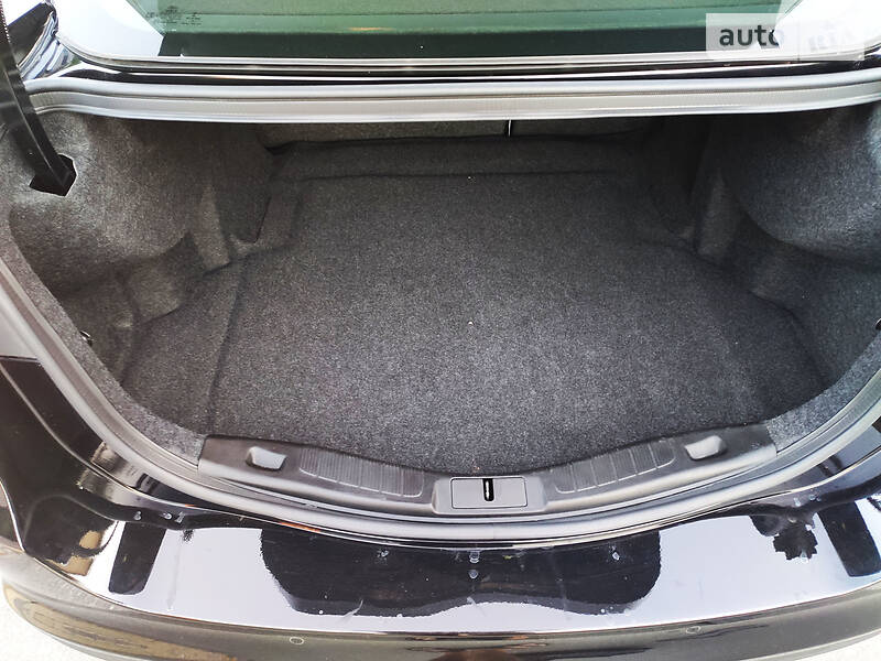 Седан Ford Fusion 2016 в Дніпрі