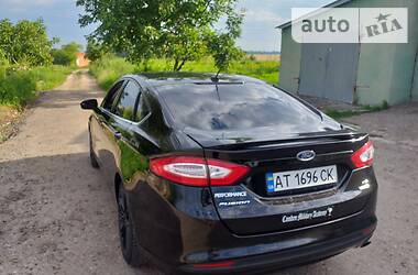 Седан Ford Fusion 2016 в Тернополе