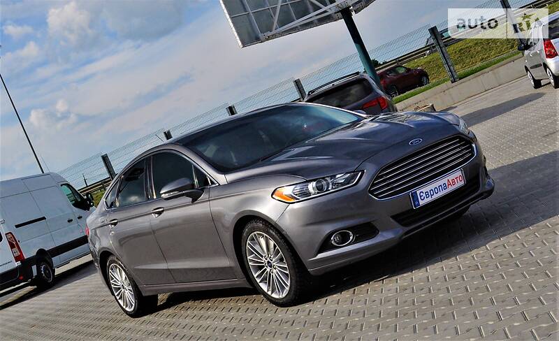 Седан Ford Fusion 2014 в Рівному